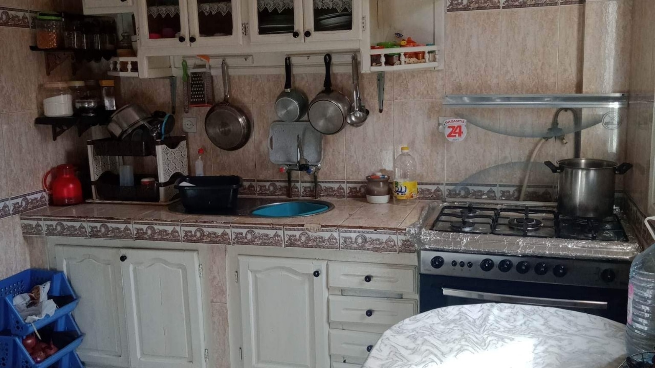 f3 acté 80m2 à maraval oran pas loin de look