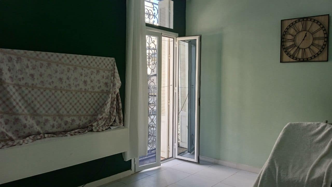 bel F3 acté rénové 1er étage 72m2 excellent endroit à miramar