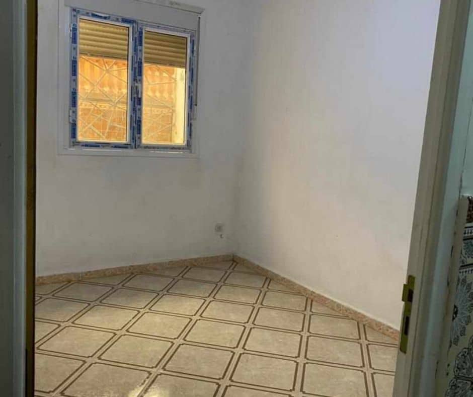 T3 au RDC 68m² bati et cour de 33m² à maraval oran
